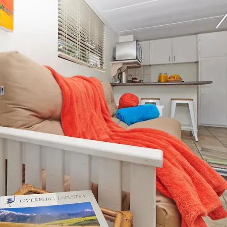 Land'S Edge Eco Friendly Cottages And Apartments Struisbaai Room photo