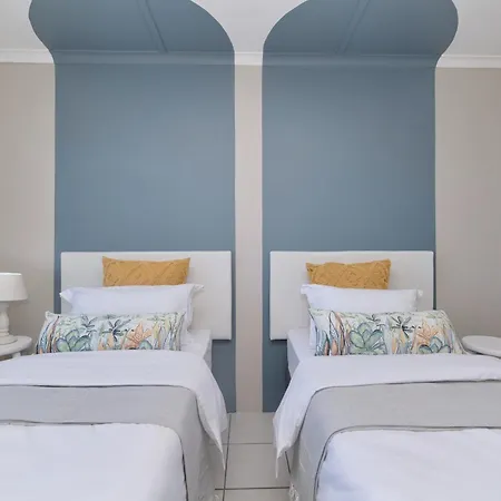 Land'S Edge Eco Friendly Cottages And Apartments Struisbaai Room photo