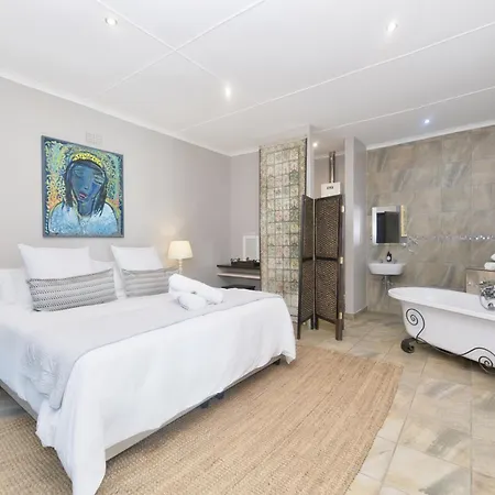 Land'S Edge Eco Friendly Cottages And Apartments Struisbaai Exterior photo