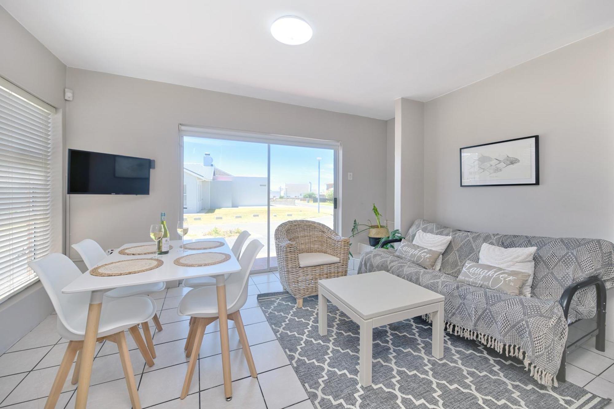Apartment Land's Edge Eco Friendly And *