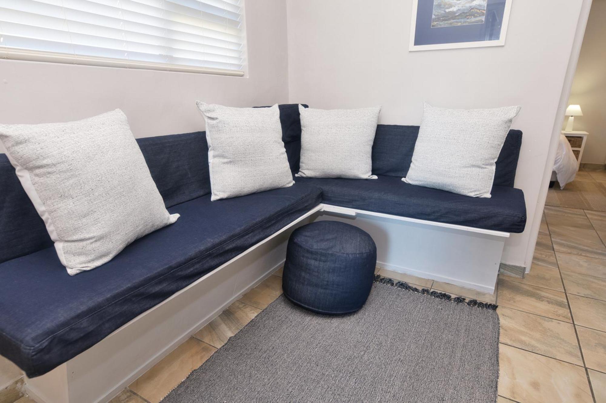 Land's Edge Eco Friendly And Struisbaai